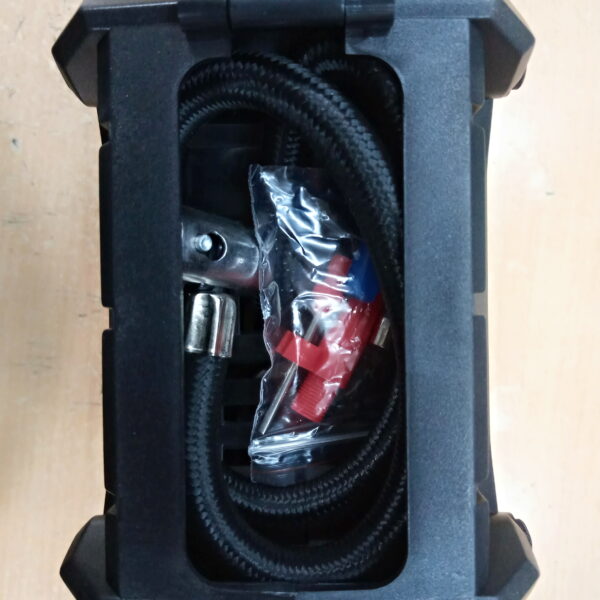 EASTMAN Heavy Duty Tyre Air Pump/Inflator for Car & Bike - Image 5