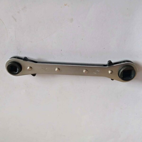 Reversible Ratchet Wrench - SIZE 1/4,3/8,5/16,3/16 - Image 4