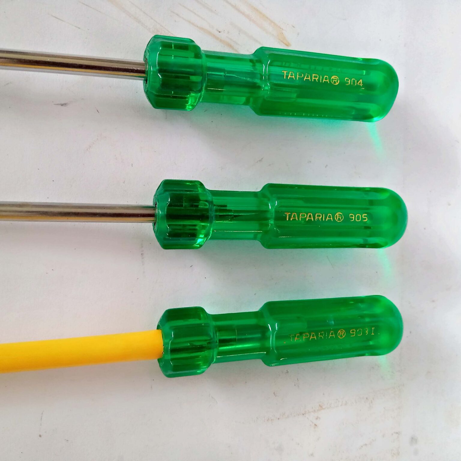 TAPARIAHeavy Duty 2 in 1 Screw Driver Set 3 pcs setSlotted