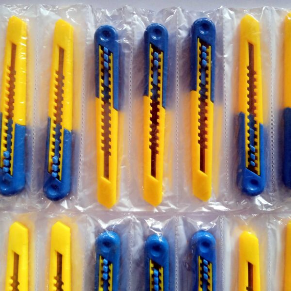 Paper Cutter Knife for Cutting Purpose (Pack of 24 pcs) - Image 2