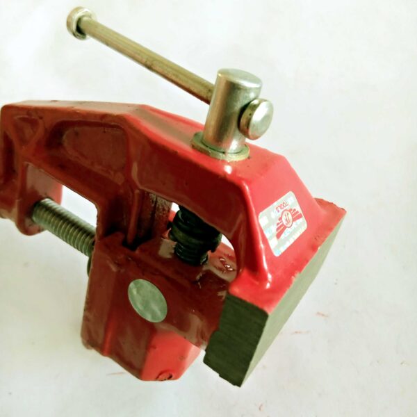 JF TOOLS - HEAVY DUTY PROFESSIONAL FIXED BASE BABY VICE-50MM - Image 4