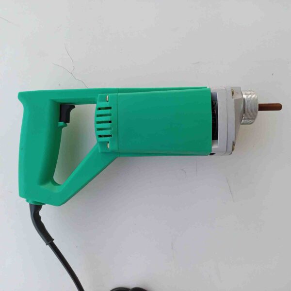 AKARI-APT-EV-01-Concrete Needle Vibrator with 1.5 Meter Needle - Image 3