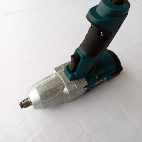 BLUTEC Powerful Professional Heavy Duty BSB-EW-12 Electric Impact Wrench M 8-12,300Watt - Image 3