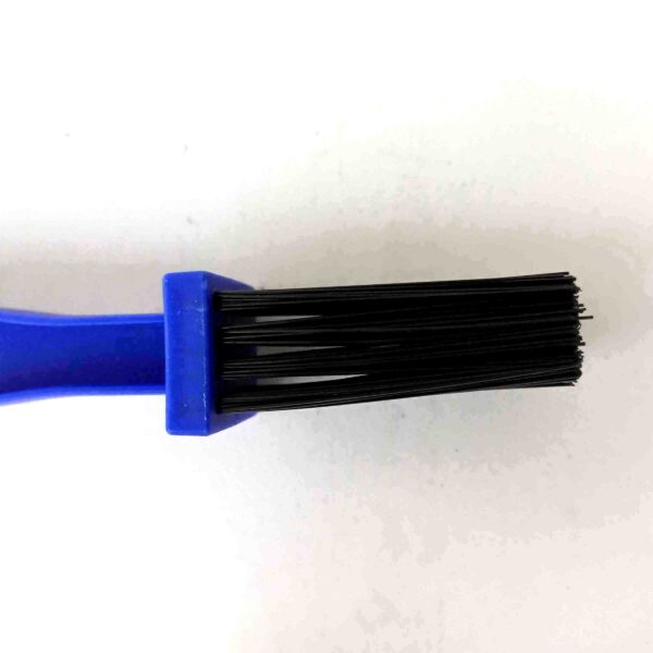 Multi-Purpose 2 Pcs-Bike Chain Cleaner Brush with Soft & Long Bristles Ideal for Quick Cleaning of Cycles, Motorcycles (Blue) - Image 4