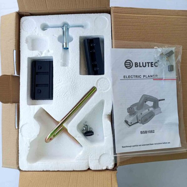 BLUTEC Electric Wood Planer Machine 82mm - Image 11
